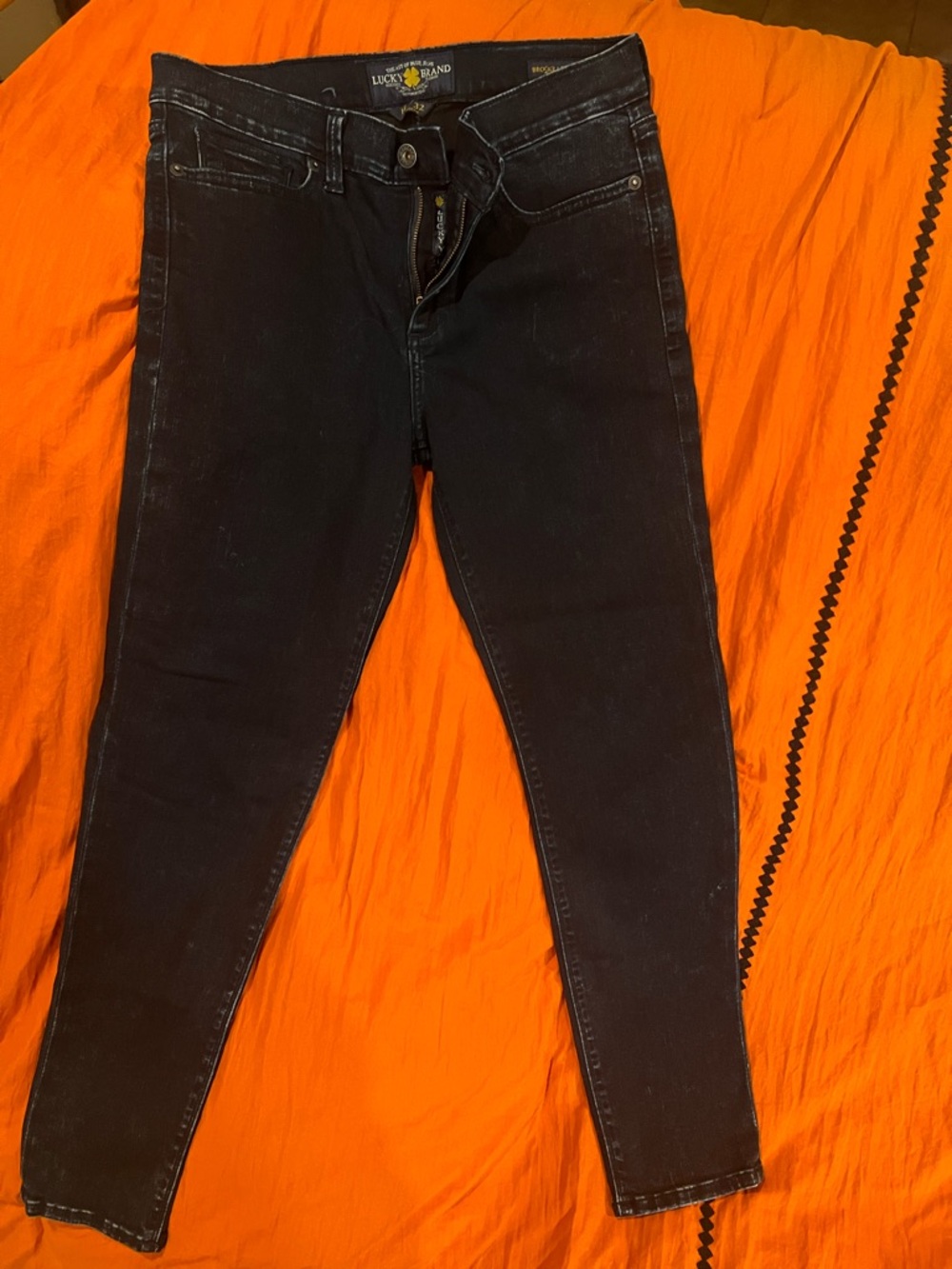 Lucky Brand Black Skinny Jeans - Dark Wash